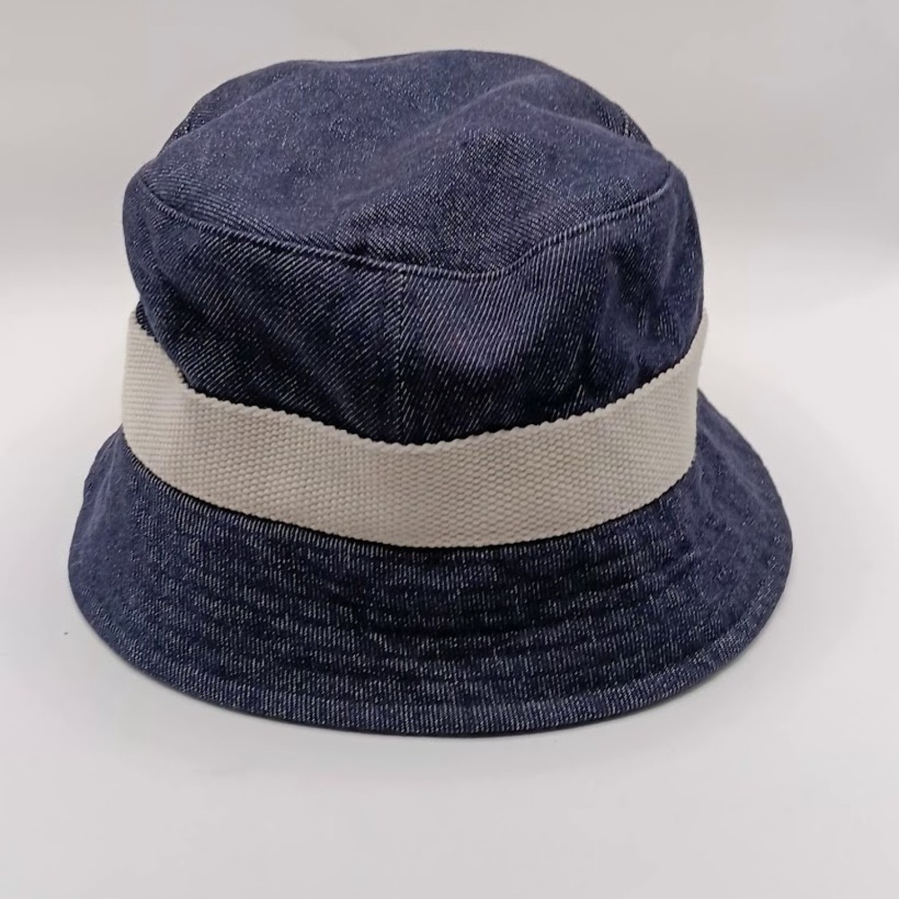 GAP Denim Bucket Hat S/M Blue White Band Casual Unisex Summer Travel Sun Cap